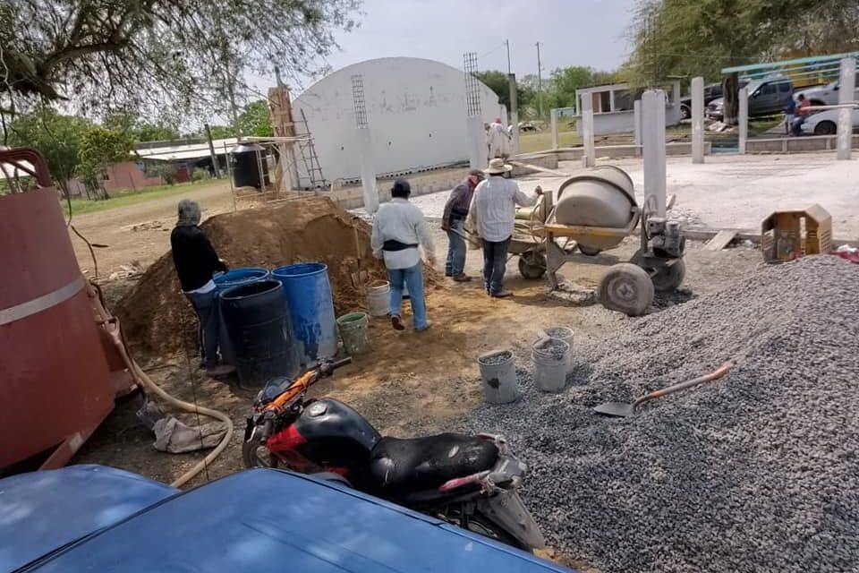 Ozuluama: Obra de la construcción de la galera pública de Chaca Gorda