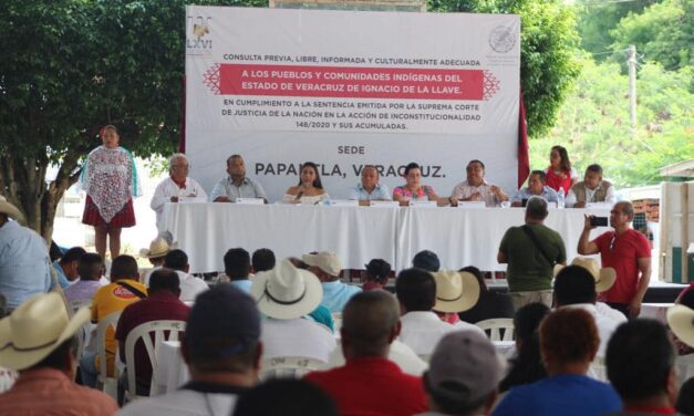 Coatzintla: Participa alcalde, agentes y subagentes municipales en foro legislativo en Papantla