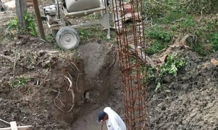 Coatzintla: Recorre el alcalde la obra de La Laja comunidad donde se construye el Puente-Vado