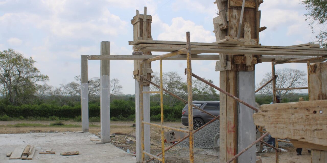 Ozuluama: Inicia la la construcción de la galera de Chaca Gorda