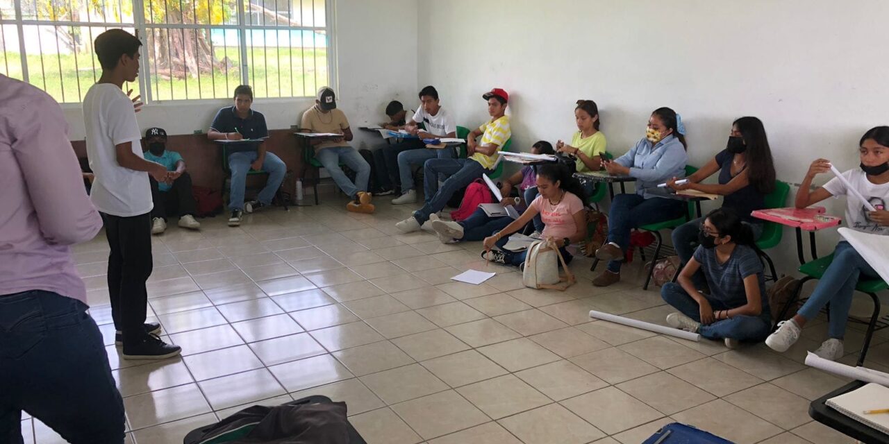 Ozuluama: Excelente Jornada de Talleres en la Telesecundaria de Moralito