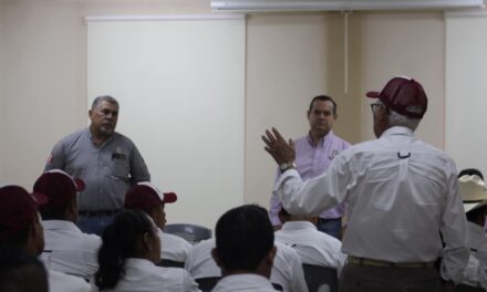 Ozuluama: Reunión con agentes municipales