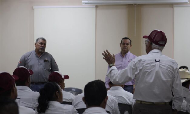 Ozuluama: Reunión con agentes municipales