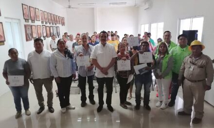 Martínez de la Torre: Capacitación a comerciantes