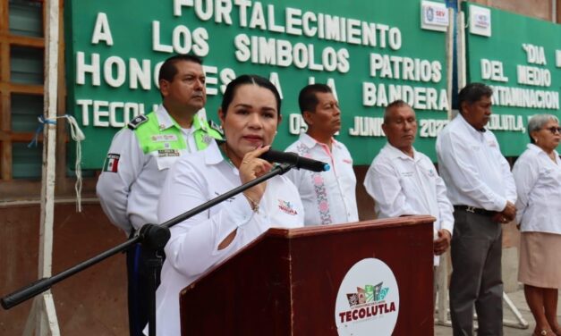 Tecolutla: Lunes cívico