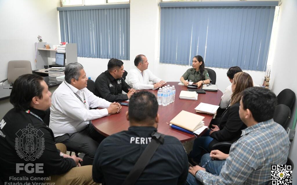 Fiscal General sostiene reunión de trabajo en la Unidad Integral de Procuración de Justicia en Poza Rica