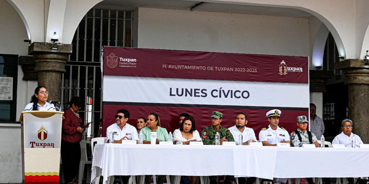 Tuxpan: En lunes cívico conmemoran el Día Mundial del Medio Ambiente