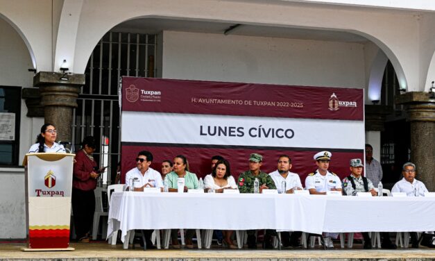Tuxpan: En lunes cívico conmemoran el Día Mundial del Medio Ambiente