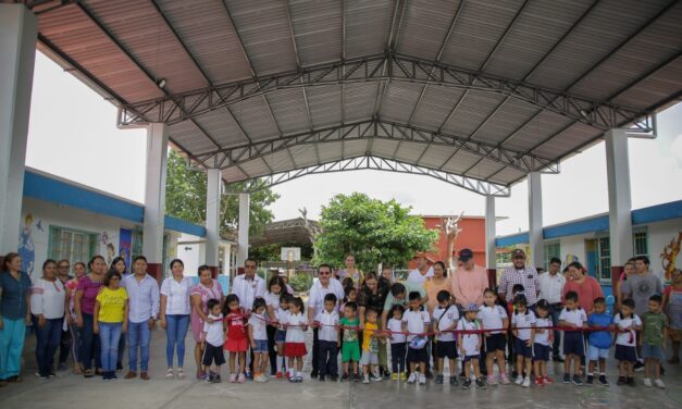Rodrigo Calderón inaugura obras para la educación y el desarrollo de Martínez de la Torre