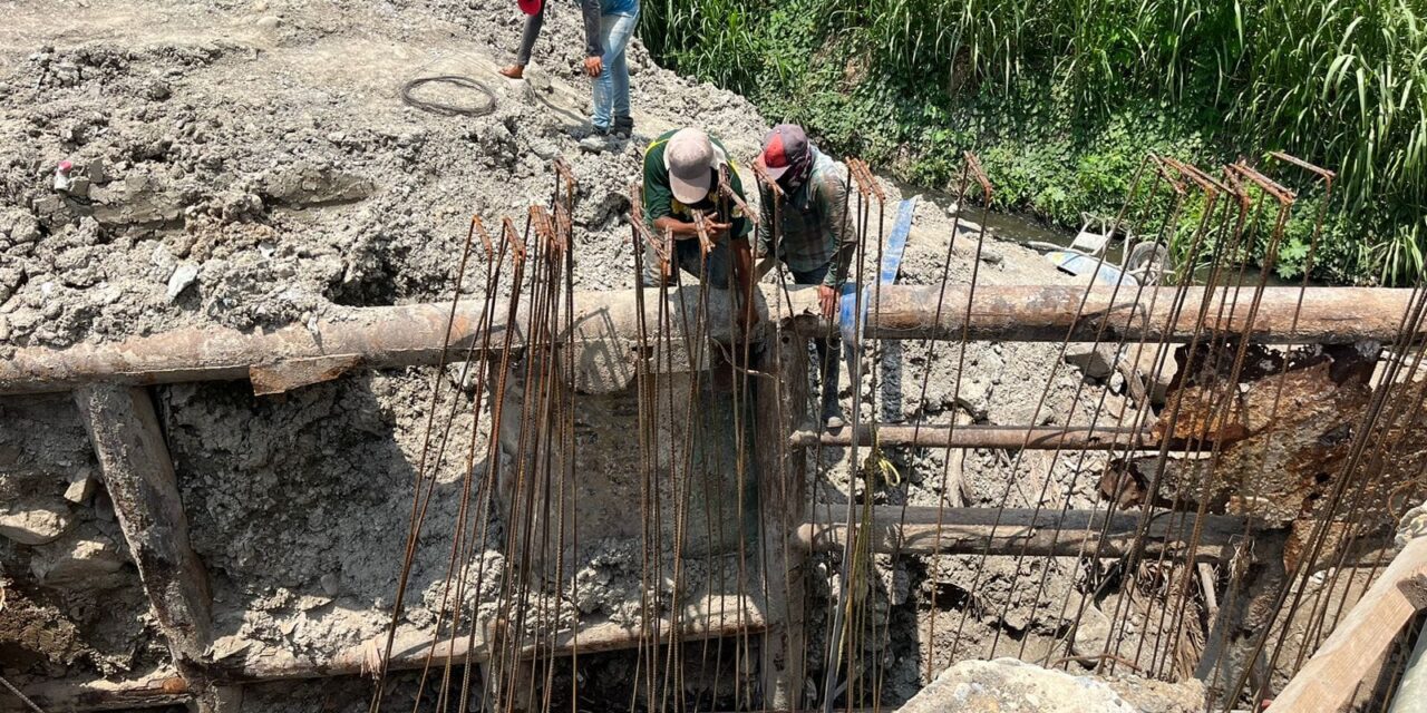 Cerro Azul: Rehabilitación del puente de la calle Los Cedros bajo la supervisión del alcalde Francisco Javier Medina Del Ángel