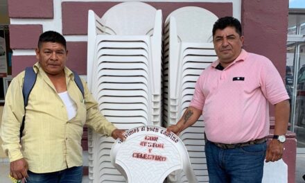 Tempoal: Entrega de sillas a la comunidad de El Morillo como parte de las acciones de la administración municipal