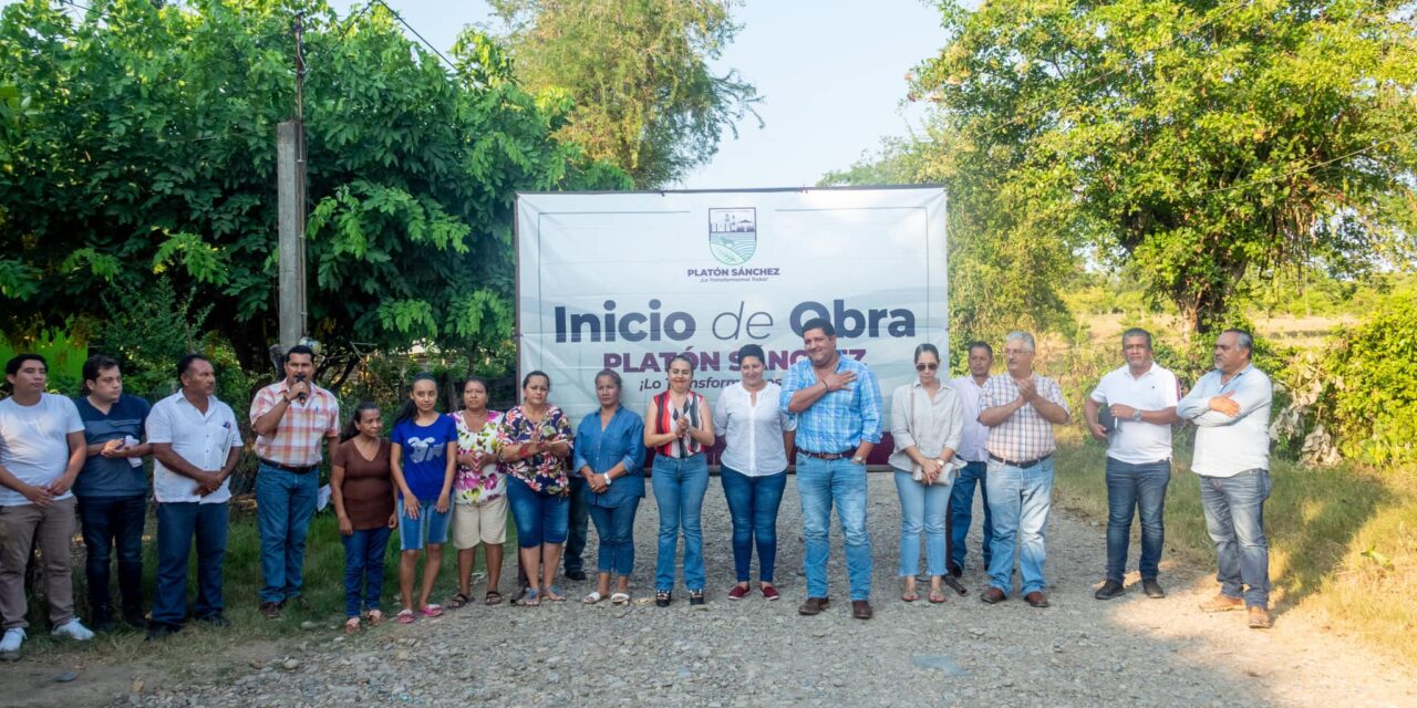 Platón Sánchez: Consolidación de la infraestructura vial en la colonia Rivera Méndez en Platón Sánchez