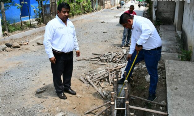 Citlaltépetl: Supervisa obra en la localidad de naranjal: alcalde Cirilo Doroteo Esteban