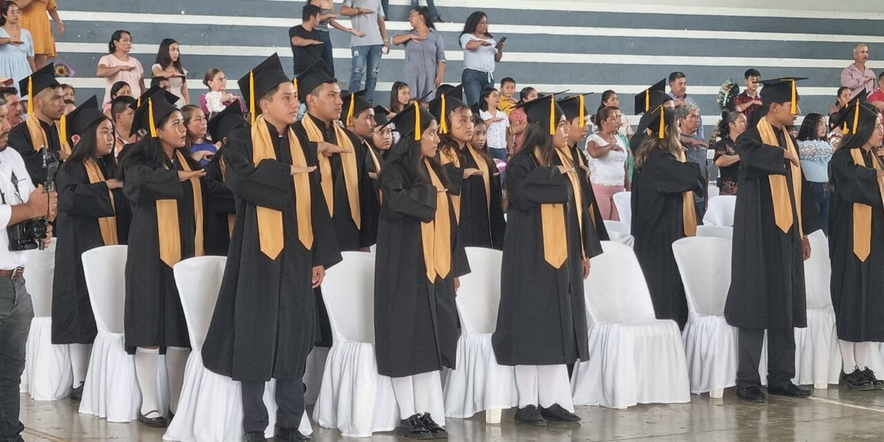 Ozuluama: Ceremonia de clausura del CBTis 267 en Ozuluama de Mascareñas