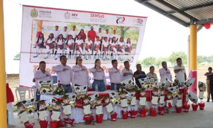 Ozuluama: Ceremonia de clausura del telebachillerato Paso Real