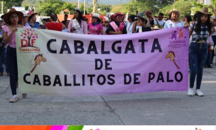 Tepetzintla: Primera Cabalgata de Caballitos de Palo “Por los Derechos de la Niñez y Adolescencia”