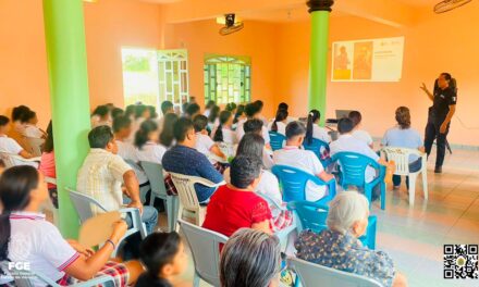 FGE capacita a alumnos de telebachillerato en relación al engaño telefónico y extorsión en sus diversas modalidades