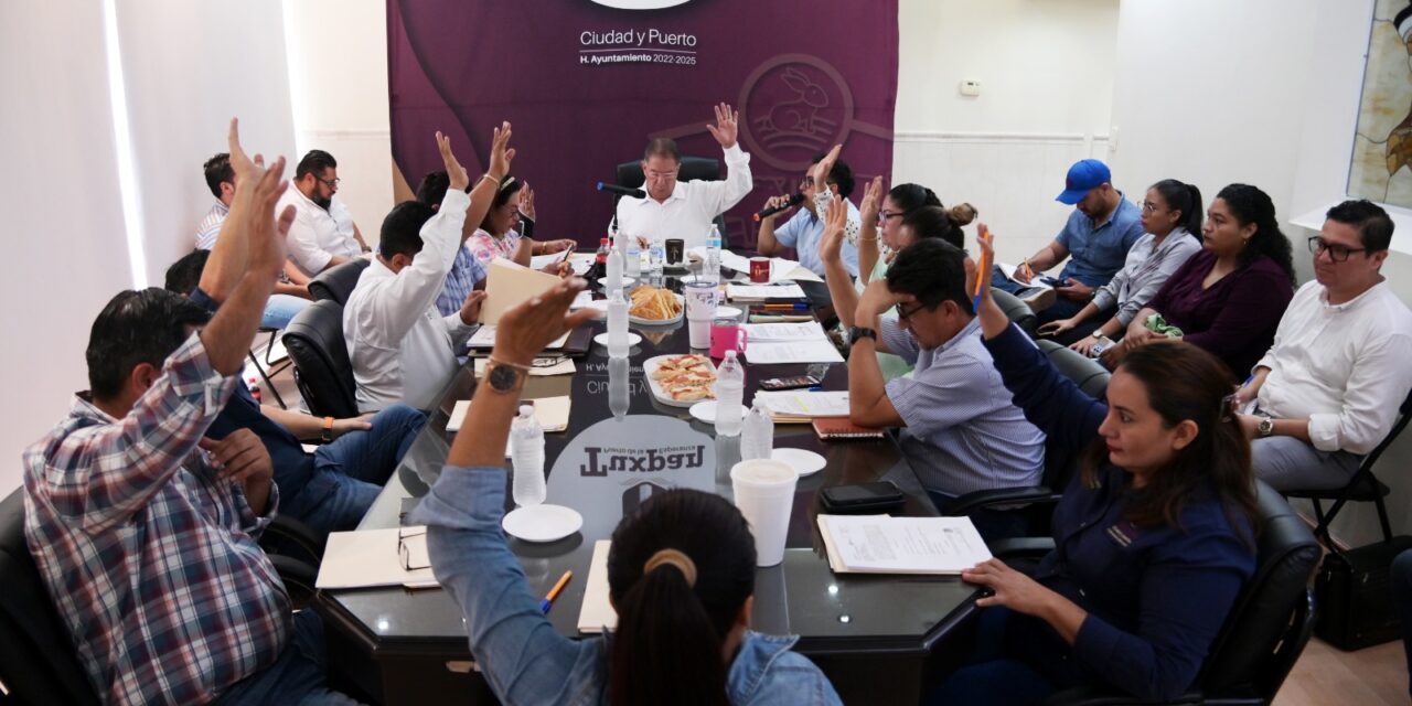 Tuxpan: En sesión ordinaria de cabildo se aprueba corte de caja del mes de julio