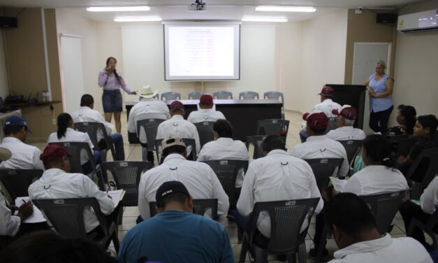 Reunión y taller de agentes, sub agentes y jefe de cuartel en el Ayuntamiento Municipal de Ozuluama