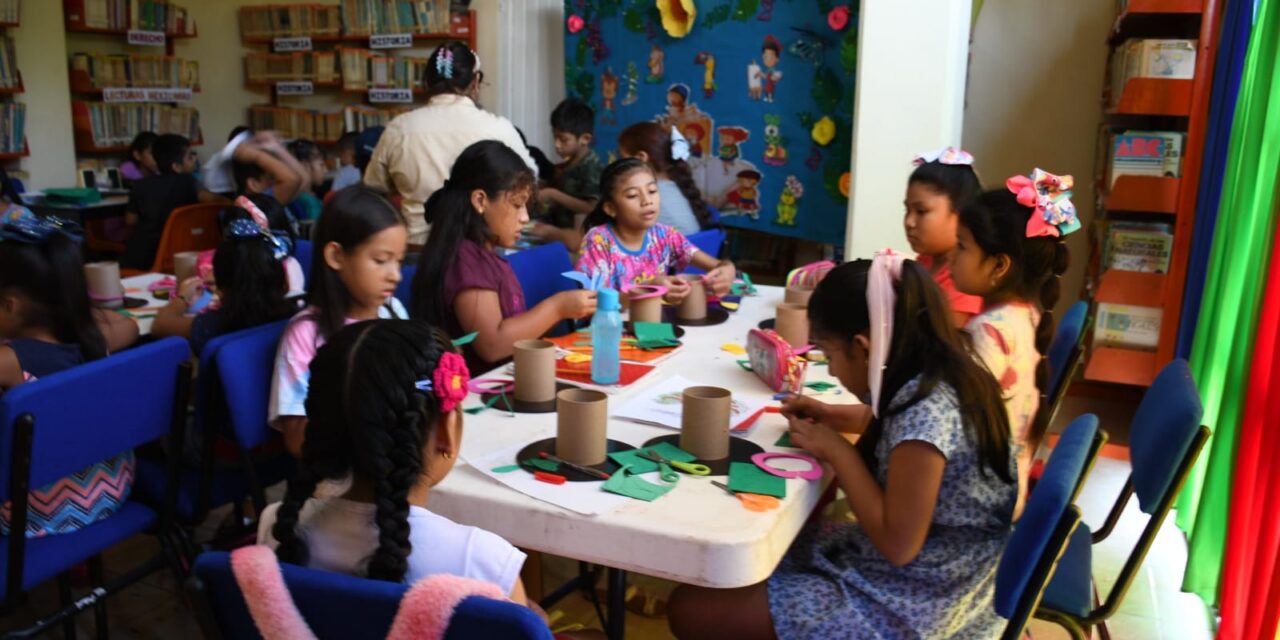 Citlaltépetl: Pequeños Lectores Exploran Valores de la «Manada de la Selva» en Colaboración con Bibliotecaria y DIF Municipal