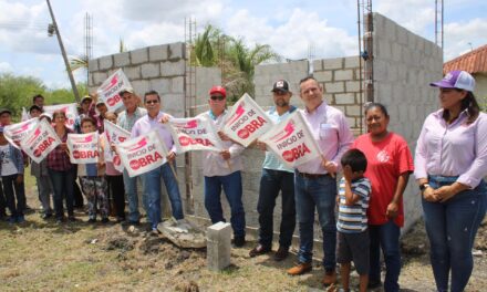 Inicia construcción de cuartos dormitorios en San Javier y Cazadero para beneficio de familias en Ozuluama