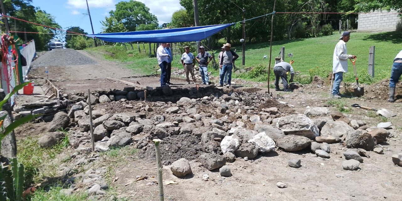 Cerro Azul: Avances en obra para mitigar inundaciones en comunidad de Tamalinillo