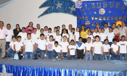 Tantoyuca: Con alegría concluyen Mis Vacaciones en la Biblioteca