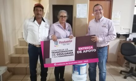 Entrega de apoyos a comités de comunidades en el Municipio de Ozuluama
