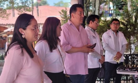 Huayacocotla: Entrega Exitosa de Lentes Subsidiados a 60 Beneficiarios