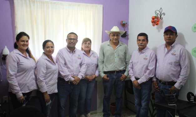 Ozuluama: Donación de Mesa de Exploración para la Unidad Básica de Rehabilitación