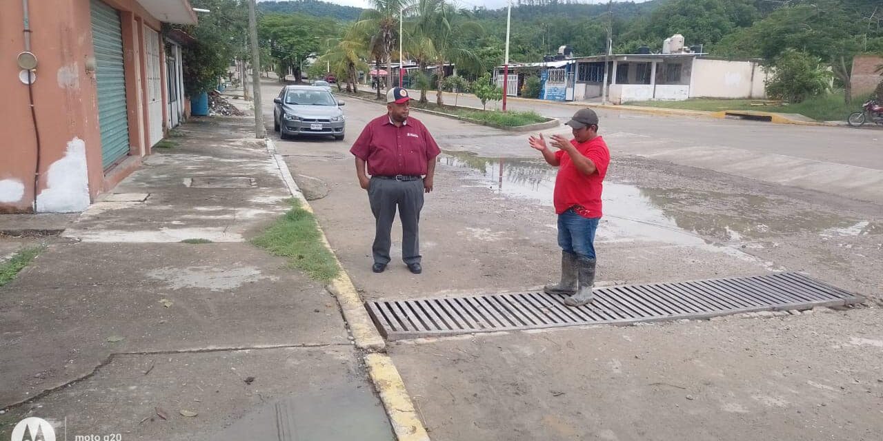 Presidente Municipal de Coatzintla, Cesar Ulises García Vázquez, Fomenta una Relación Cercana y Directa con la Ciudadanía
