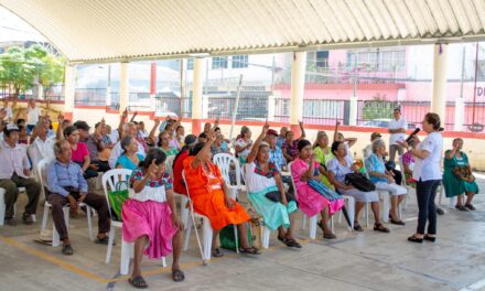 Platón Sánchez: Exitosa Jornada Médica para el Adulto Mayor