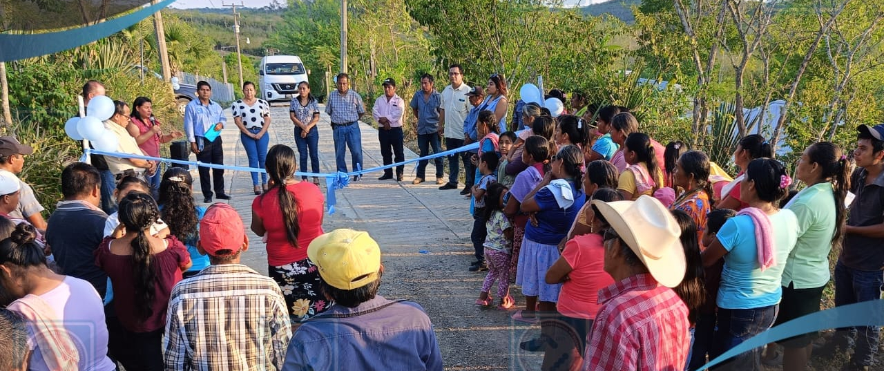 Tantoyuca: El mejoramiento de caminos rurales no se detiene en esta administración municipal