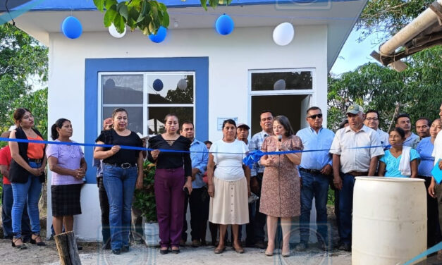 Tantoyuca: Entrega e Inauguración de Cuartos Dormitorios en Loma Atravesada Chilacortaza