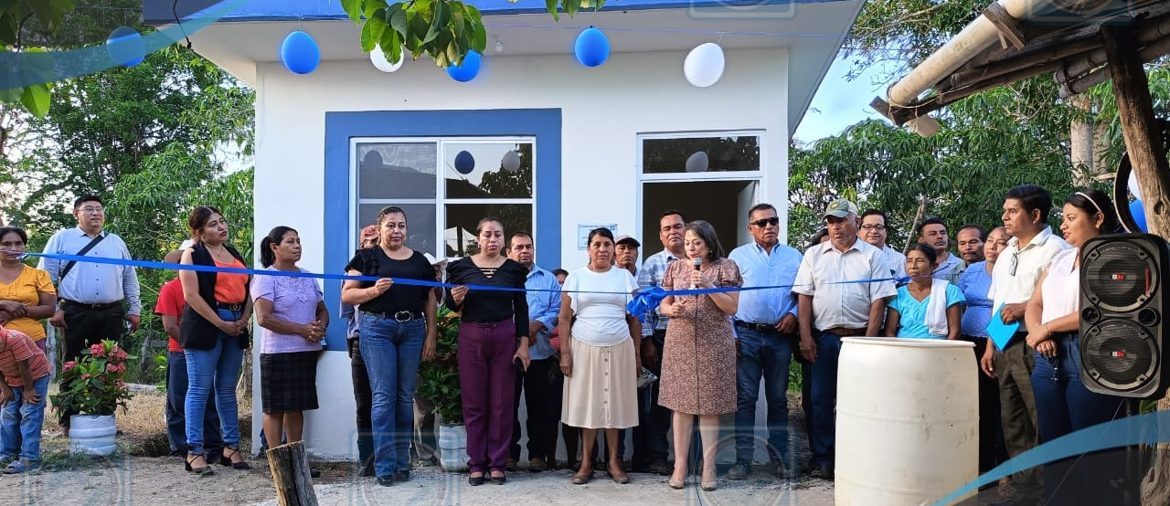 Tantoyuca: Entrega e Inauguración de Cuartos Dormitorios en Loma Atravesada Chilacortaza