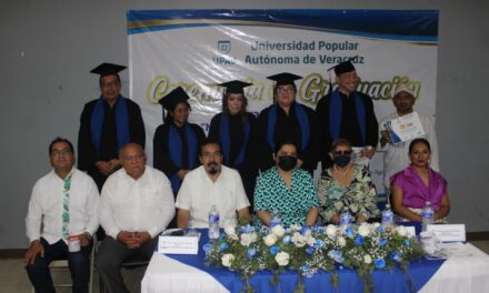 Concluye la UPAV Poza Rica licenciatura en inglés realizan protocolo en Coatzintla