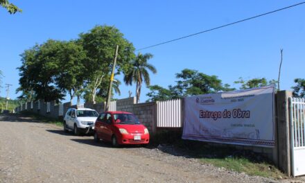 Coatzintla: Inicia año lectivo la secundaria “Héroes de Chapultepec” acude el alcalde Cesar Ulises García Vázquez a presidir el evento