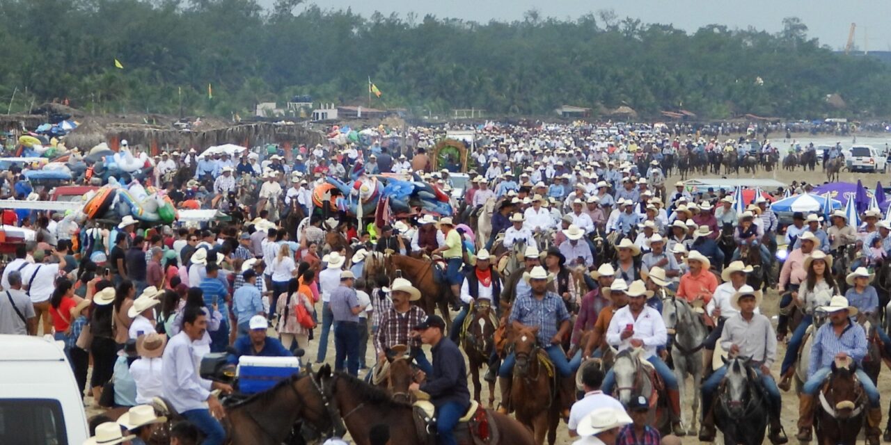 Tuxpan: Espectacular la cabalgata en honor a Nuestra Señora de la Asunción