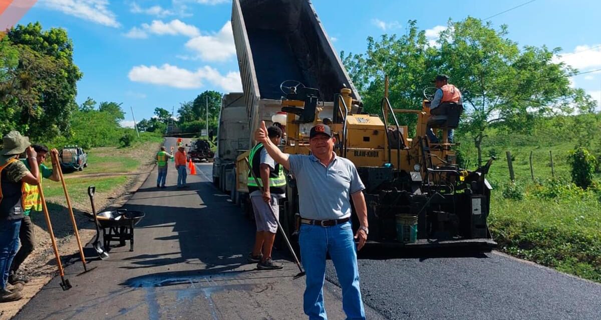 Tepetzintla: “Construcción de carretera de pavimento asfaltico del tramo Tepetzintla a Tecomate”