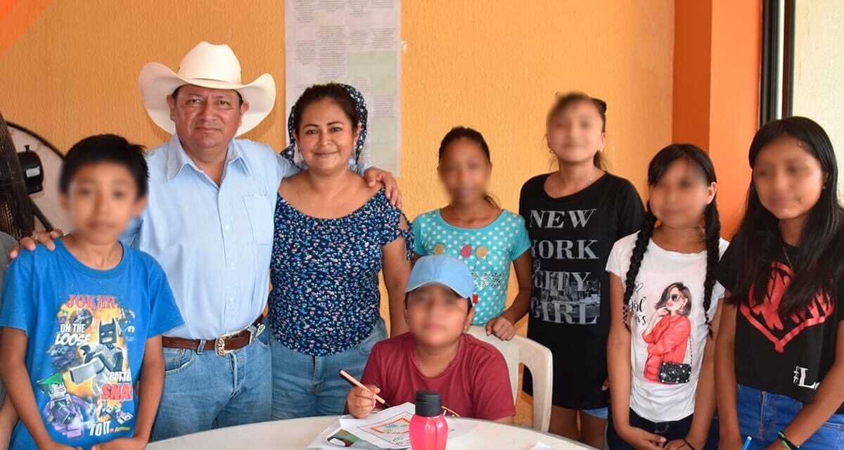 Tepetzintla: alcalde visita los talleres de verano