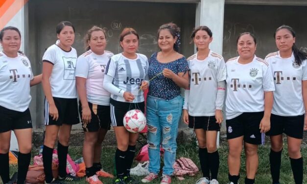 Tepetzintla: Da inicio la liga de fútbol municipal categoría Femenil