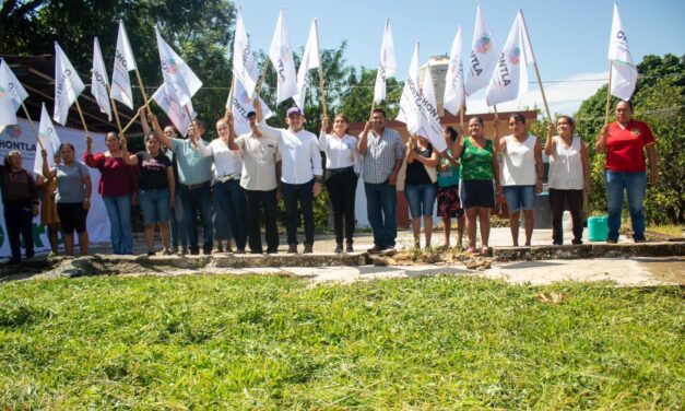 Chontla: inicio de construcción de la plaza cívica de la Escuela Primaria “Benito Fentanes”