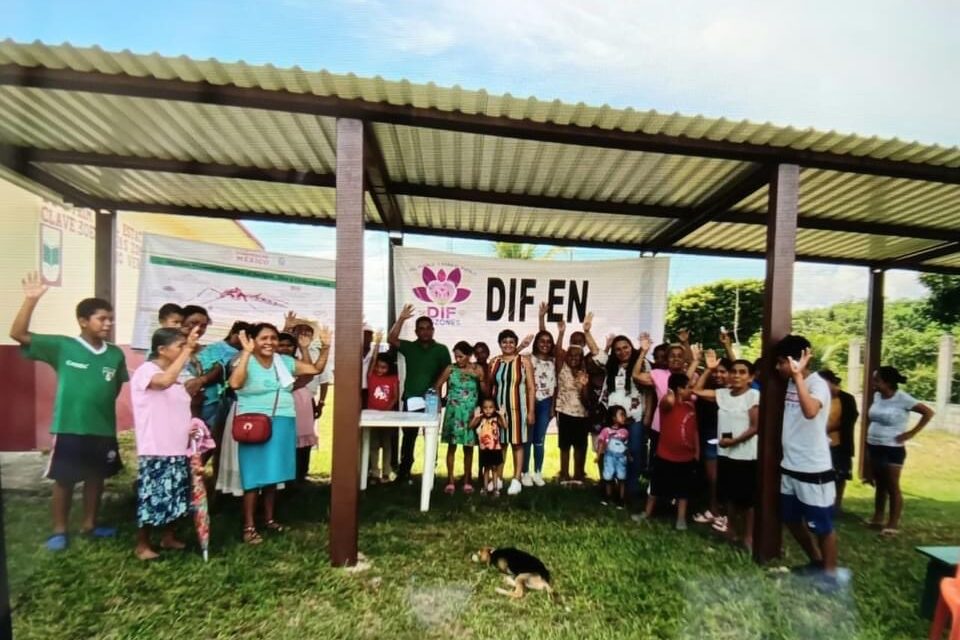 Cazones: «DIF en tu comunidad»