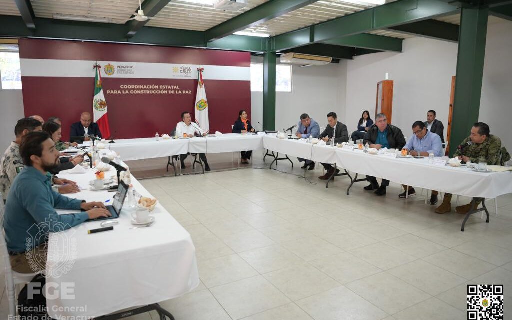 FGE informa sentencia condenatoria de siete años de prisión por el delito de extorsión, así como imputaciones y vinculaciones