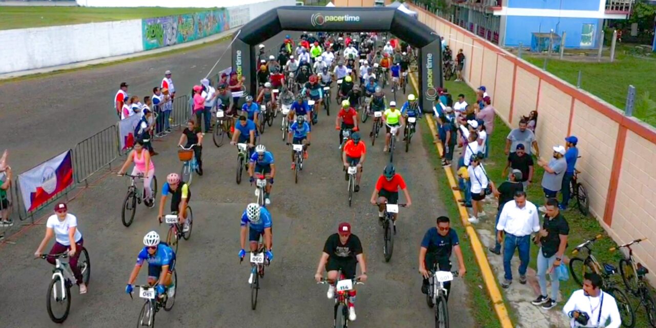 Tuxpan: ¡Todo un éxito la Rodada por la Salud! Familias enteras realizaron el recorrido de 15 kilómetros