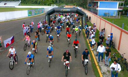 Tuxpan: ¡Todo un éxito la Rodada por la Salud! Familias enteras realizaron el recorrido de 15 kilómetros