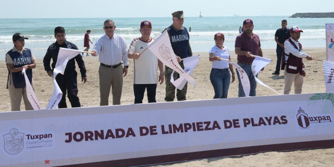 Secretaría de Marina y Gobierno de Tuxpan realizan una nueva “Jornada de Limpieza de playas”