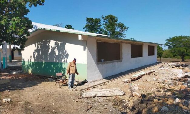 Ozuluama: Rehabilitación de Aulas en la Escuela Primaria de Tierra y Libertad