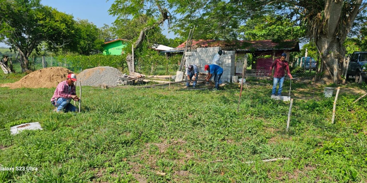 Ozuluama: Inicio de Construcción del Aula Didáctica para el CAIC Agustín Melgar
