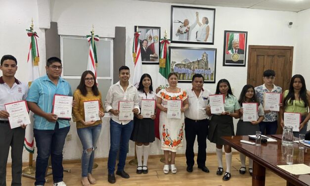 Álamo: Toma de Protesta a los Nuevos Integrantes del Cabildo Juvenil 2023